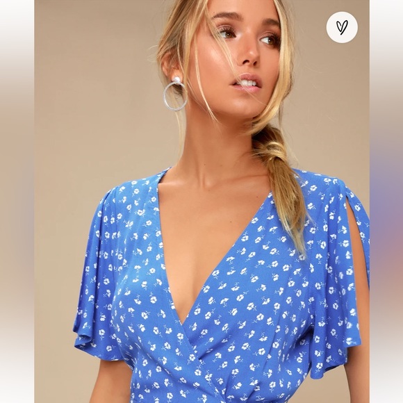 Maretta Blue and White Floral Print Wrap Midi Dress - Picture 2 of 6